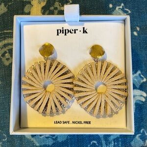 NWOT Piper K Gold and Light Beige Fabric Earrings